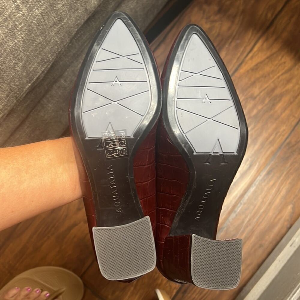 ▶️ Aquatalia ◀️ Maroon Embossed Leather Croc Pattern Pumps. 8 M - Picture 16 of 16